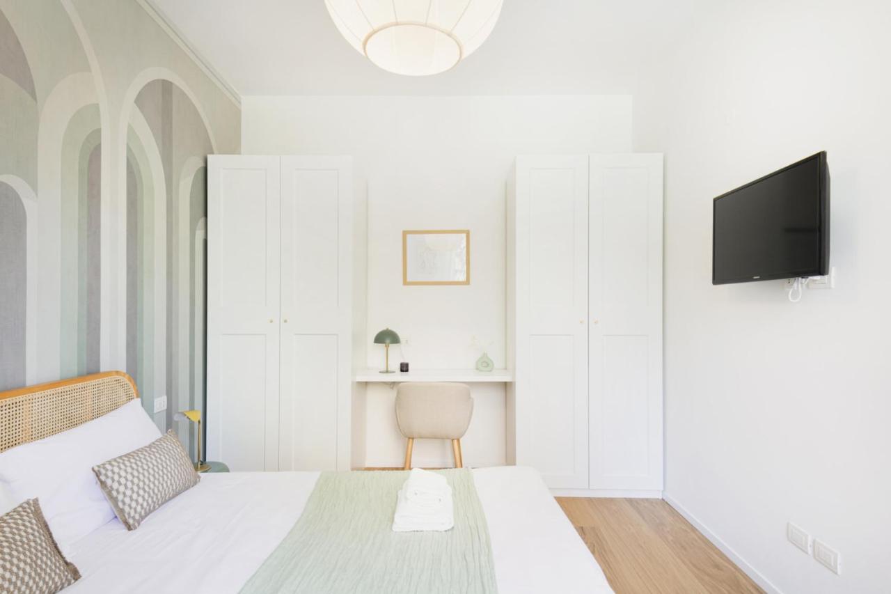 Easylife - Romantico Appartamento Sui Navigli Милано Екстериор снимка